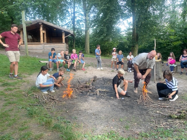 Klassenfahrt ins Mittelalterdorf